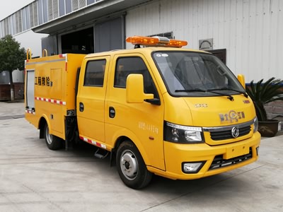 JDF5041XXHE6型救險(xiǎn)車1.jpg