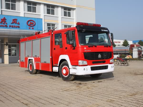 A類(lèi)泡沫消防車(chē)（7噸）